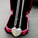 thumbnail image 1 of Fiudx Collar de Corazón para Hija, Elegante Joyería de Aleación de Plata, Perfecto para El Día de La Madre, Diseño Encantador para Bodas y Cumpleaños, Celebración de Momentos Especiales, Una Sorpresa, 1 of 6
