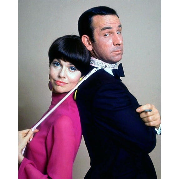 Get Smart TV Barbara Feldon Don Adams back to back Agent 99 & Max 8x10 photo