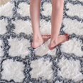 thumbnail image 5 of Alfombra de dormitorio esponjosa Alfombra de dormitorio antideslizante Alfombra de piso de sala de estar peluda Alfombra de piso de decoración para niños (blanco, 80 * 200 cm). Afortunado Sencillez, 5 of 5