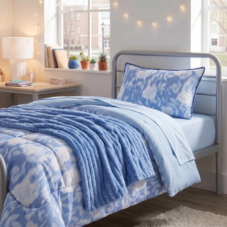 Mainstays Blurred Rose 2-Piece Blue Comforter Set, Twin/Twin XL