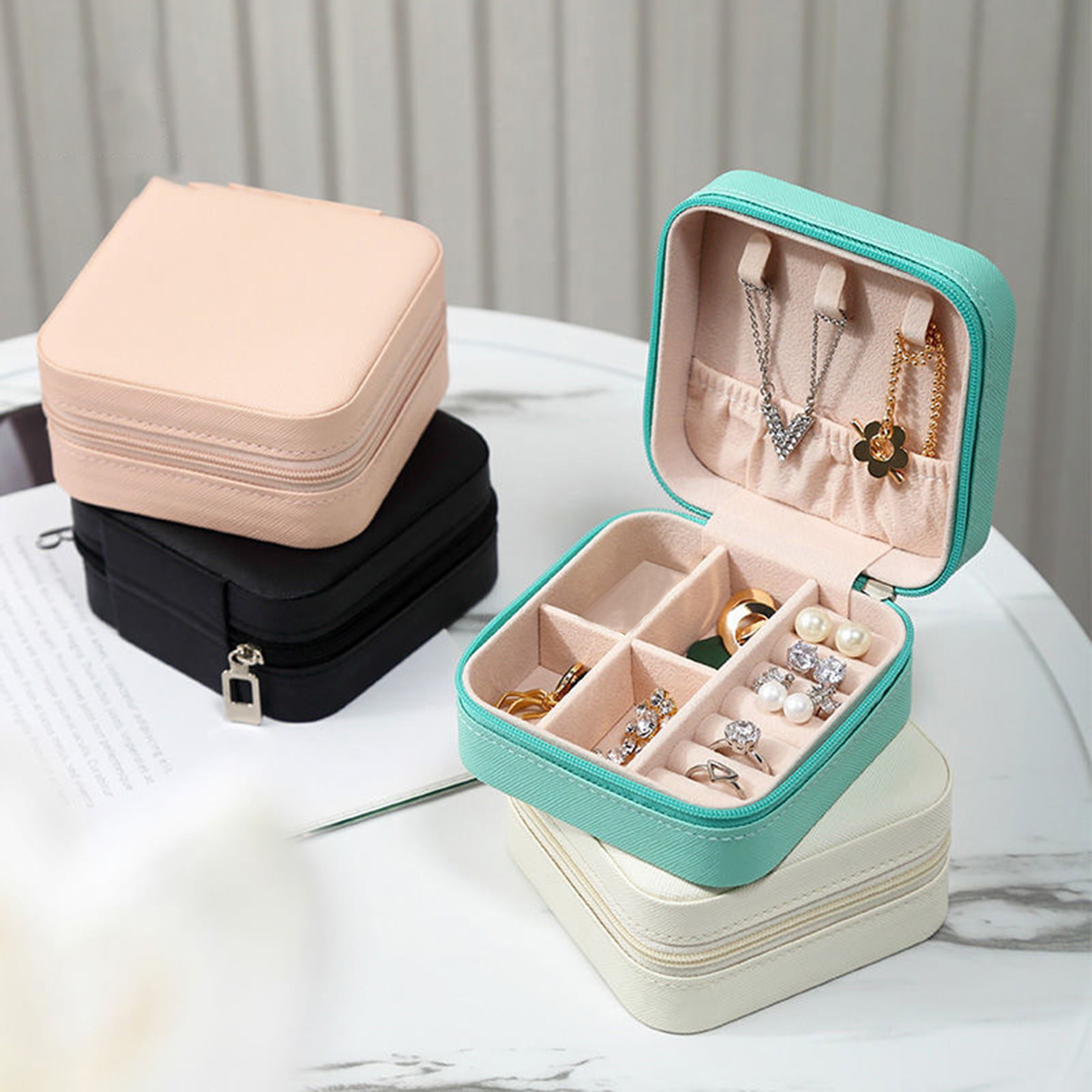 Travelwant Jewelry Organizer, Small Jewelry Box Earring Holder for Women, Jewelry Storage Box 4-Layer Rotatable Jewelry Accessory Storage Tray with