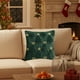 thumbnail image 4 of Cojín Decorativo con Árbol de Navidad y Copos de Nieve | Cojín Suave de Poliéster Verde | 45X45Cm | Decoración Festiva para El Salón | 1 Cojín, 4 of 6