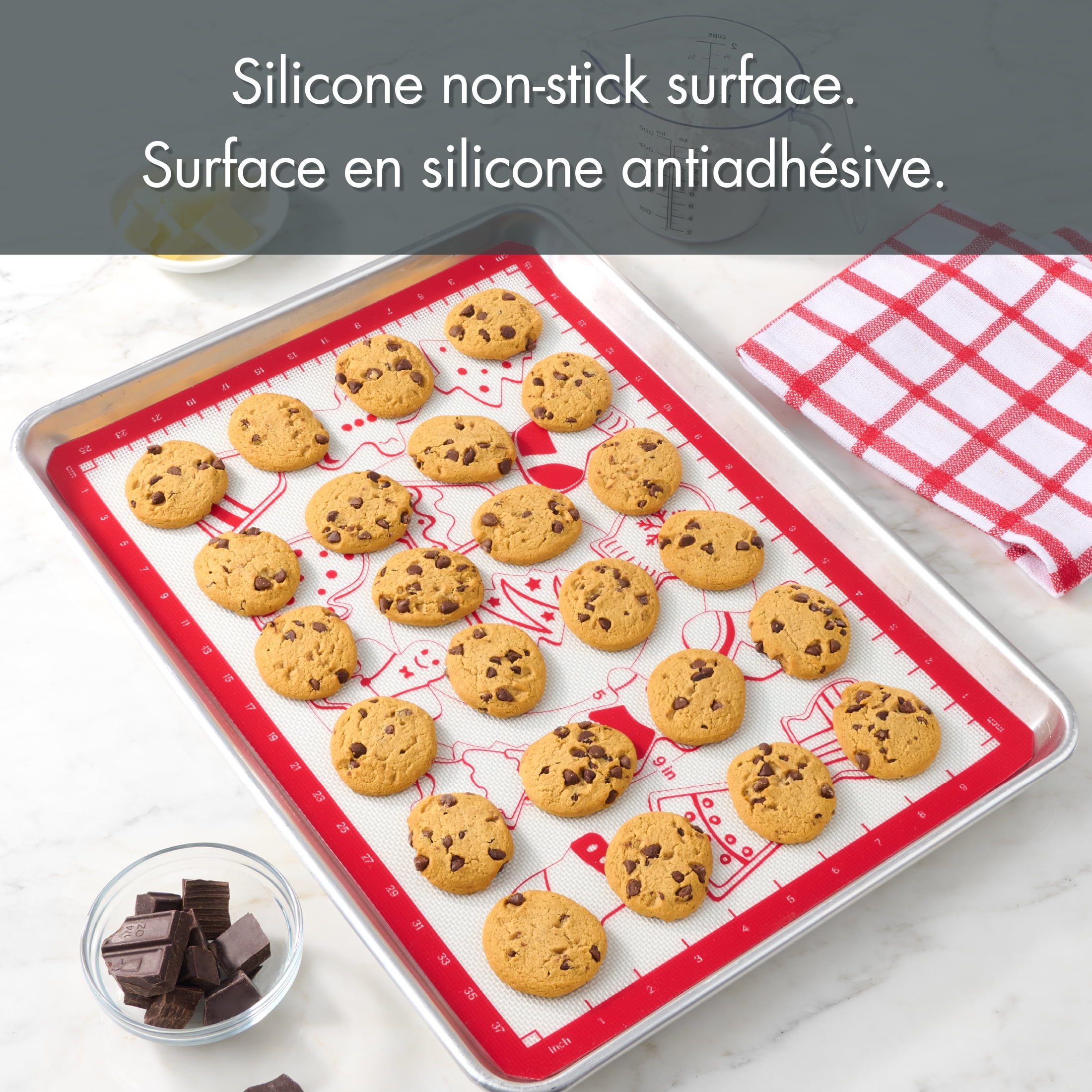 Holiday Time Silicone Baking Mat, Red and White