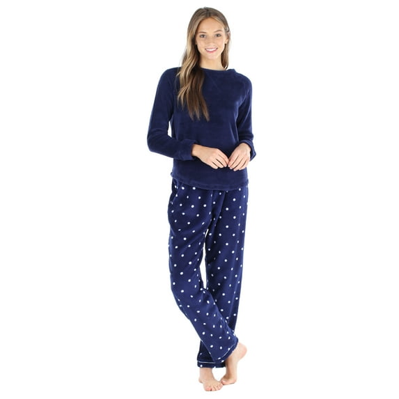 PajamaMania Women's Fleece Long Sleeve Pajama, 2-Piece Female PJ Set