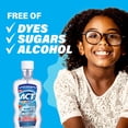 thumbnail image 3 of Enjuague bucal ACT Kids Pure Protect sabor fresa 500 ml, 3 of 8