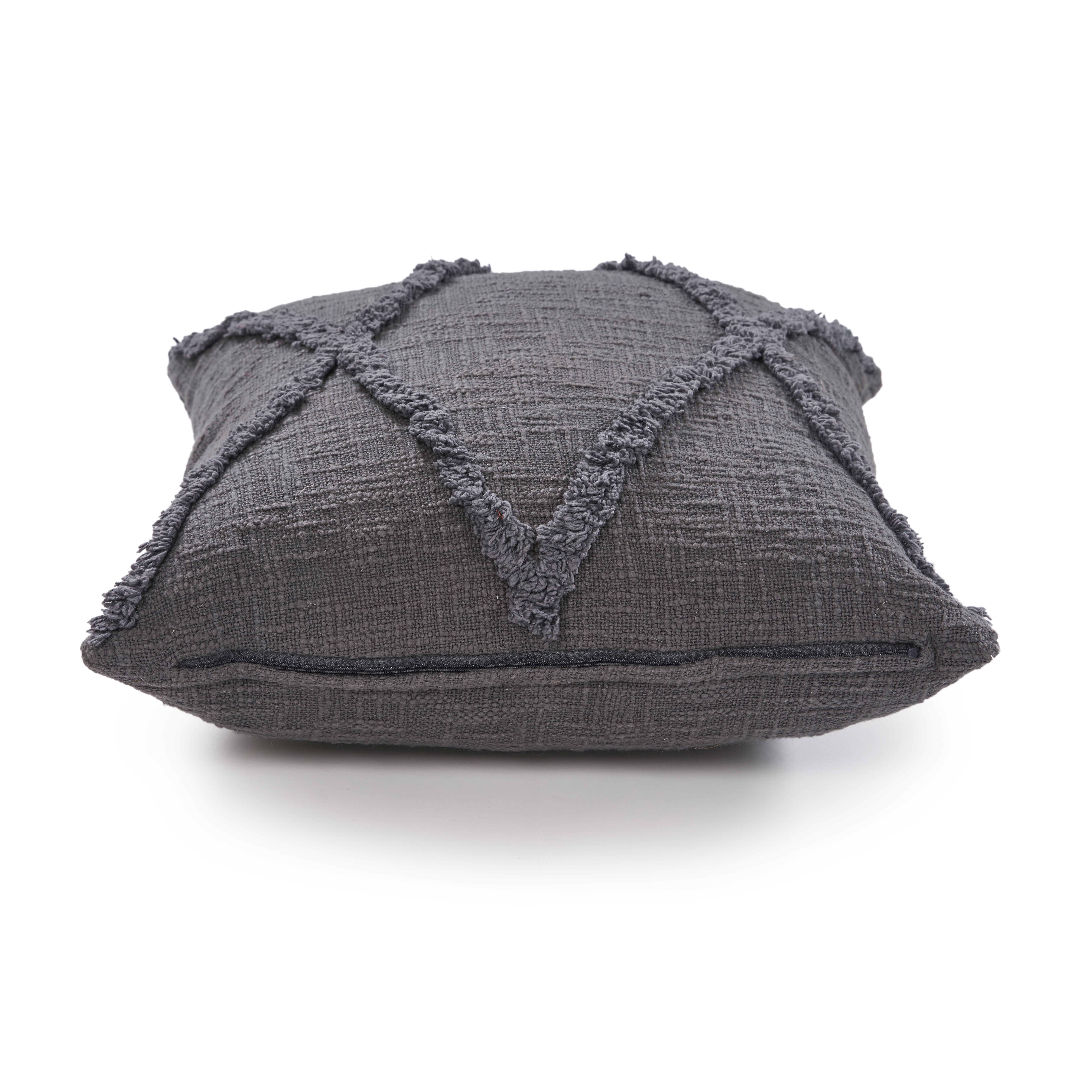 Ox Bay Sara Set of 4 Shag Diamond 20" x 20" Dark Gray Cotton Adult Decorative Throw Pillows