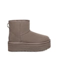 thumbnail image 1 of UGG Plateforme Classique Mini pour Femmes en Fumée Plume, 6 US, 1 of 2