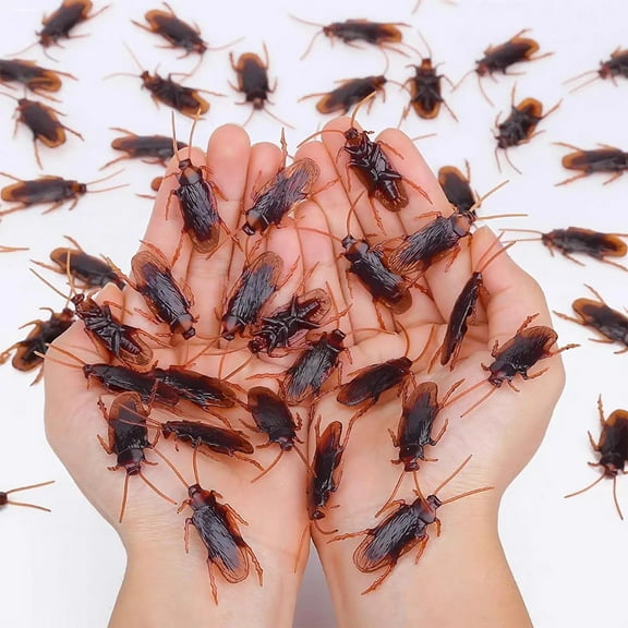 50PCS Realistic Fake Cockroaches, Advanced Long Bearded Fake Cockroaches, Horror Fake Cockroaches for Joke Games, Halloween Decorations, Deception Games