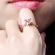 thumbnail image 4 of Anillos de joyería de corazón Anillos de bodas de cristal de moda para mujeres - Talla 7 (oro rosa), 4 of 5