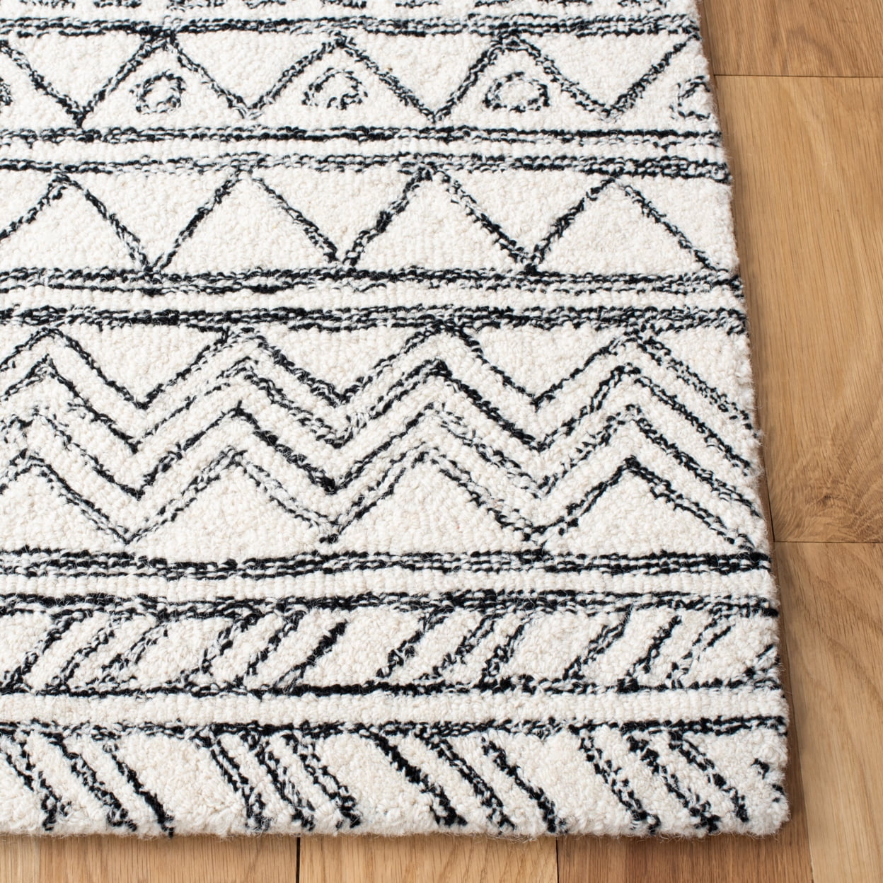 SAFAVIEH Aspen Rosalind Geometric Wool Area Rug, Ivory/Black, 11' x 15'