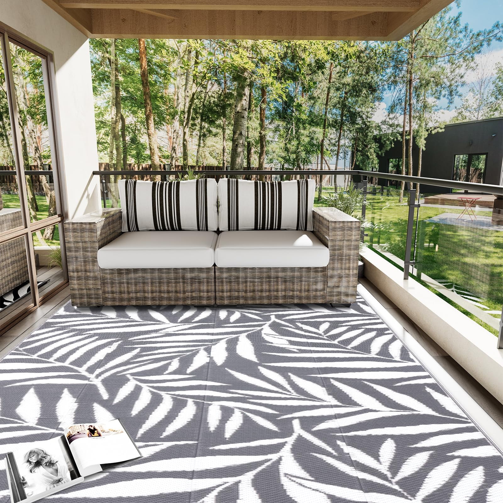 Smiry Outdoor Rugs 5x8, Waterproof Plastic Straw Indoor Outdoor Mat for Patio, RV Camping, Deck,Porch, Grey & White