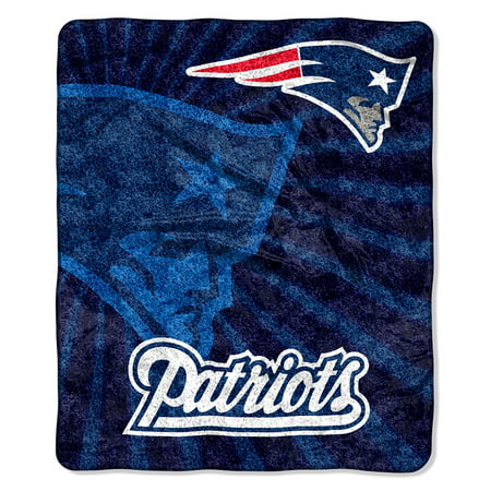 New England Patriots NFL Sherpa Throw (Strobe Series) (50in x 60in)