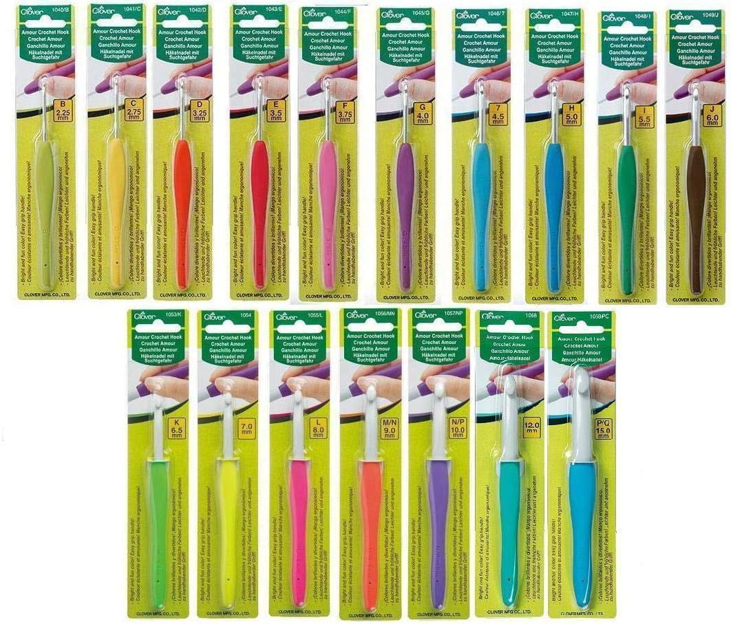 Clover Amour Crochet Hook Set with Comfort Grip - Includes 17 Sizes! 