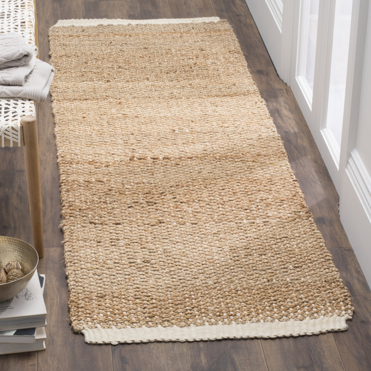 SAFAVIEH Natural Fiber Lyla Braided Jute Area Rug, Ivory/Natural, 4' x 6'