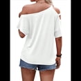 thumbnail image 4 of Camiseta de Mujer con Hombros Descubiertos, Corta, Escote Asimétrico y Aberturas XL, 4 of 6