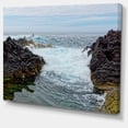 thumbnail image 2 of Éclaboussures d'Eau à Mossy Rock, 2 of 3