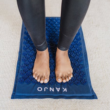 Kanjo Acupressure Mat Set Mat: 17 X 28 Inch / Pillow: 6 X 14 Inch Navy Blue KANNAVM