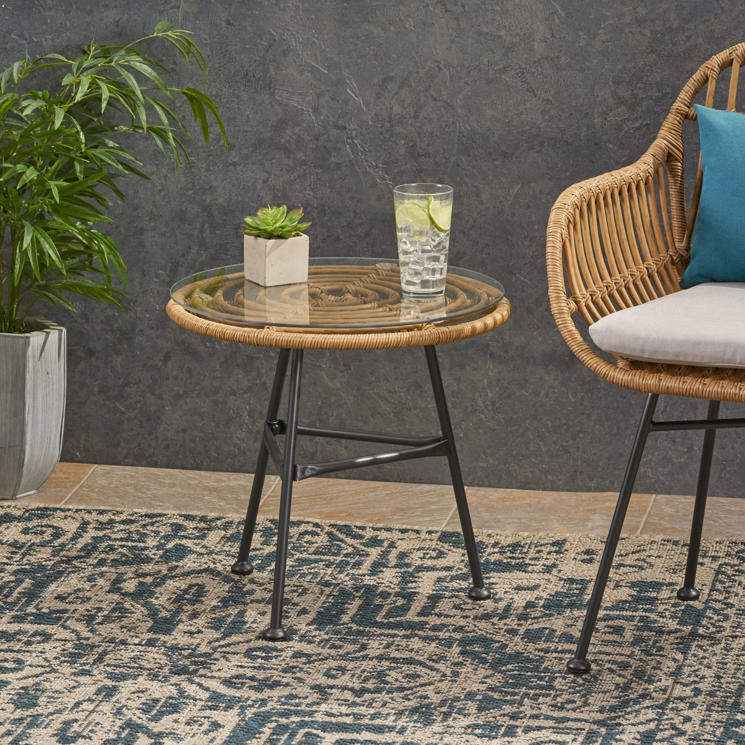 Outdoor Faux Rattan Side Table with Glass Top, Decor End Table for Patio Balcony, Light Brown