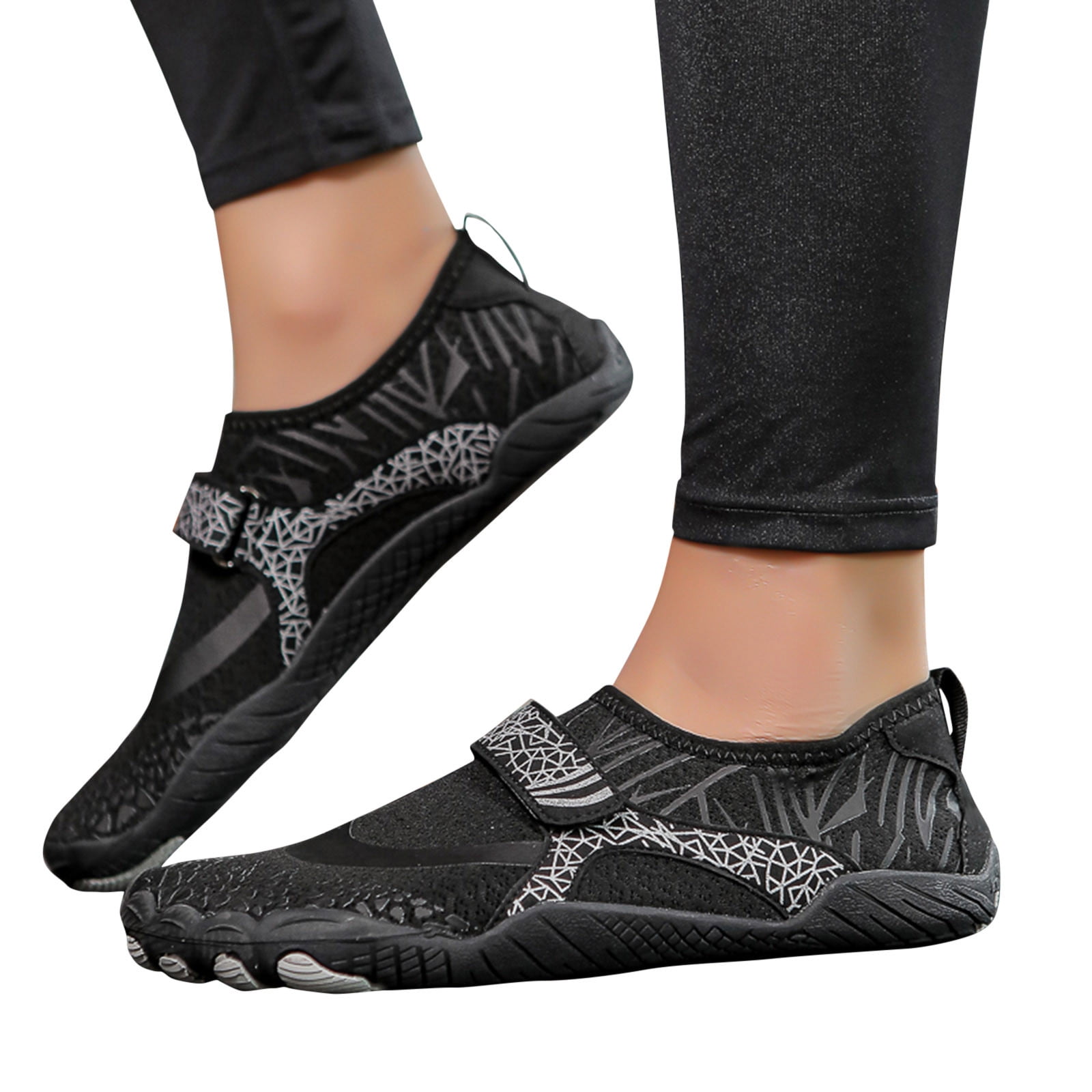GYUJNB Water Shoes for Men Women River Shoes Adult Swim Beach Lake Pool Aqua Socks Barefoot Quick Dry for Hiking Surfing Kayaking Size,Size 6.5