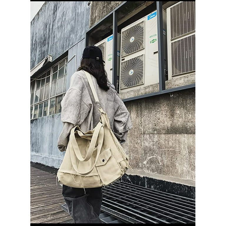 messenger bag aesthetic
