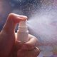 thumbnail image 5 of Paquete de 30 frascos de 20 ml con pulverizador de niebla fina, tamaño viaje, artículos esenciales para viajes, frascos para muestras de cosméticos con 10 pipetas de plástico., 5 of 7