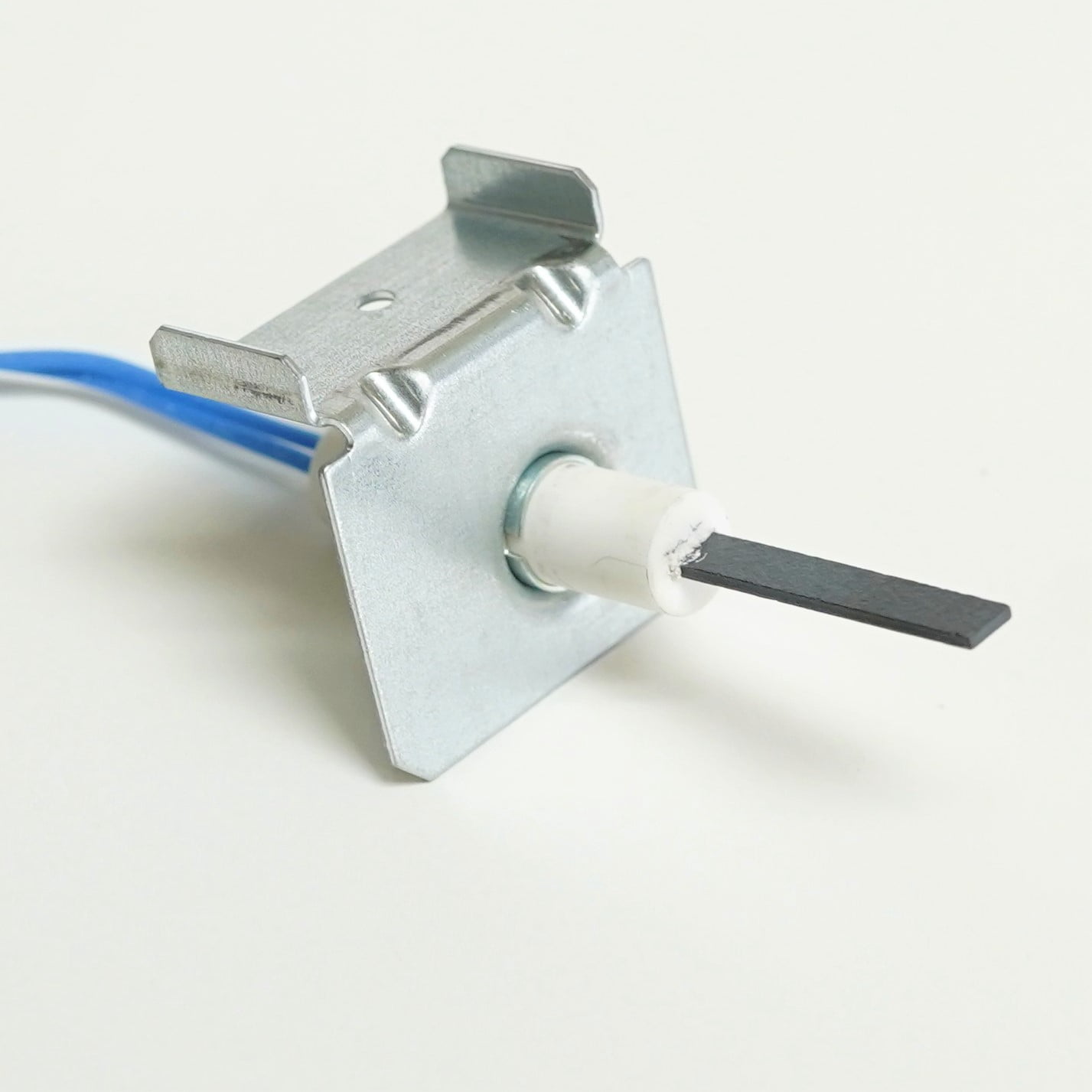 White Rodger 789A-801A1 Furnace Nitride Ignitor Replacement for Lennox 70W16 LB-112237B 10053602