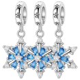 thumbnail image 1 of Charm navidad azul brillante XmasSnowflake02 3Pzas Plata S925 Chapa Colgante Gira Copo de Nieve Plata/Azul Caja Negra 4x, 1 of 4