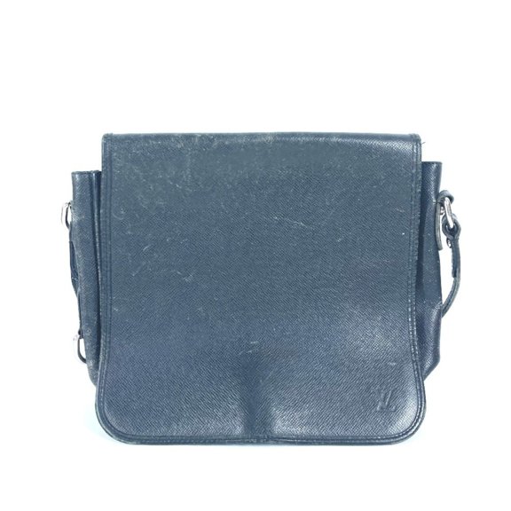 Pre-Owned LOUIS VUITTON M32482 Taiga Andrei Bag Crossbody Flap Shoulder Leather Men's... (Fair)