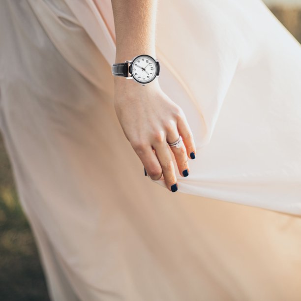 unbranded Quartz Para Mujer Negro Delicado Y Decorativo Con Material Y Ajuste Cómodo