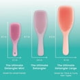 thumbnail image 3 of Cepillo Para Desenredar Grande Tangle Teezer Peach Glow, 3 of 5