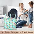 thumbnail image 4 of Bolsa de almacenamiento de pañales de gran capacidad con asa doble, resistente al agua y al polvo, con estampado navideño, 4 of 5