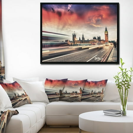 DESIGN ART Designart 'London Westminster Bridge' Cityscape Photo Framed Canvas Print