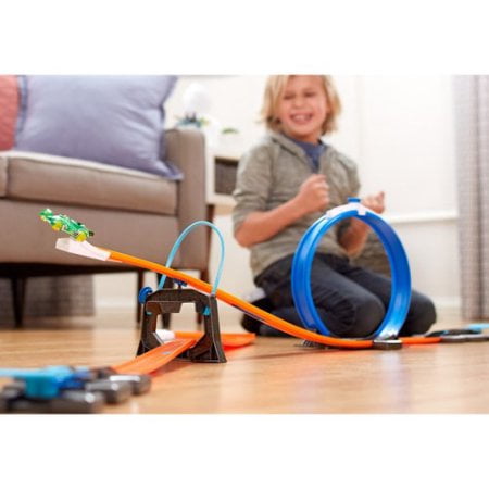 hot wheels track builder starter set