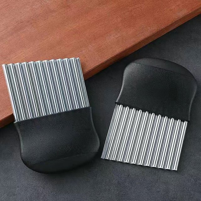 Cortador de arrugas fuerte, cuchillo para freír francés de alta resistencia, picador ondulado de acero inoxidable grueso, mango negro, cortador duradero para patatas (2 piezas)