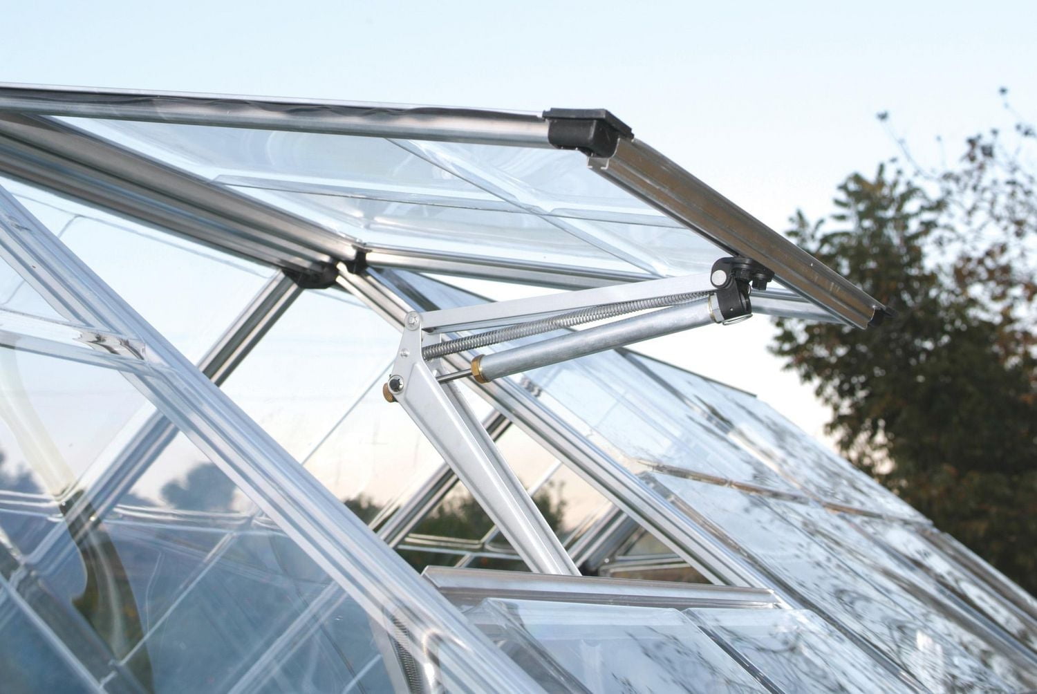 Canopia by Palram Automatic Greenhouse Vent Opener