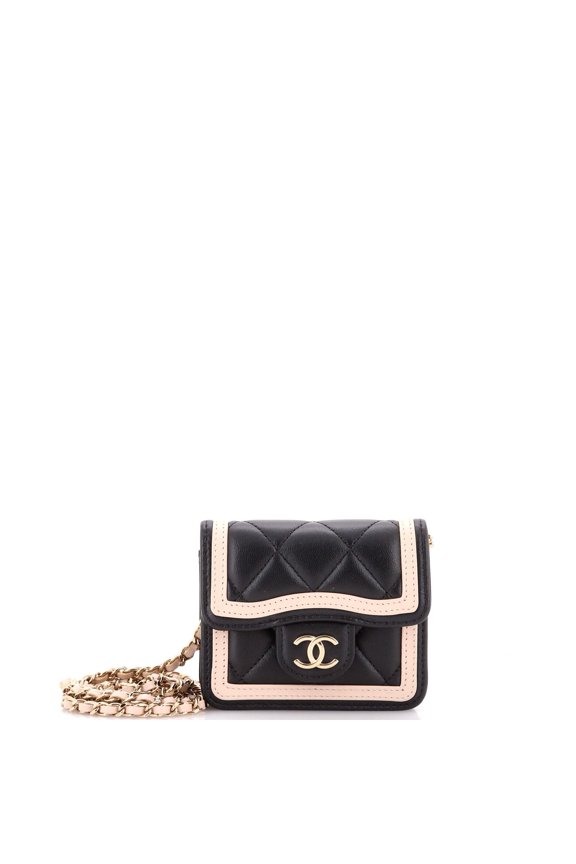 Pre-Owned Strip On CC Flap Clutch with Chain Quilted Lambskin By Rebag