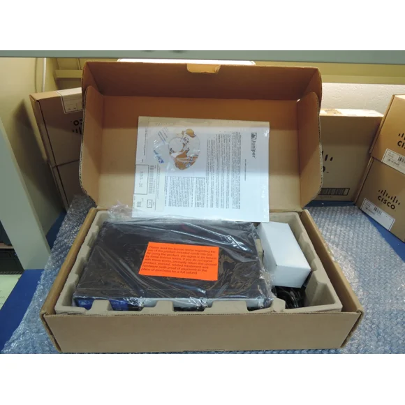 New Juniper SSG-20-SB Security Routing Gateway Firewall.