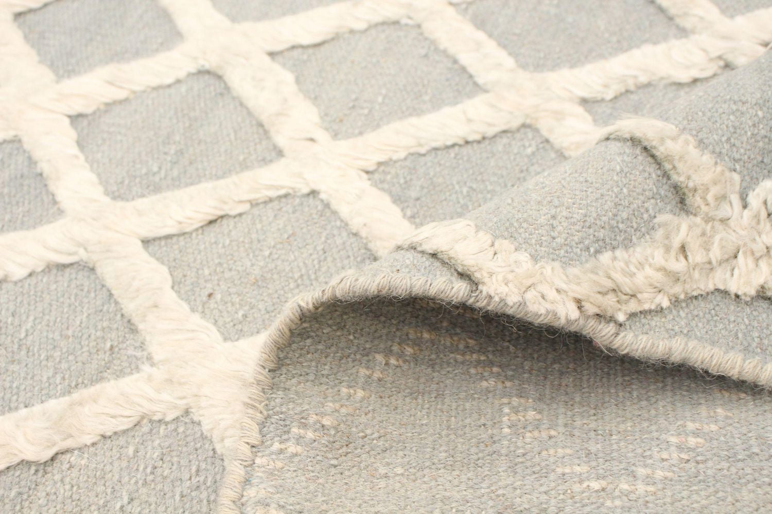 ECARPETGALLERY 5'0" x 8'0" Carved Cambridge Hand Made Area Rug for Living Room, Dining Room and Bedroom in Grey