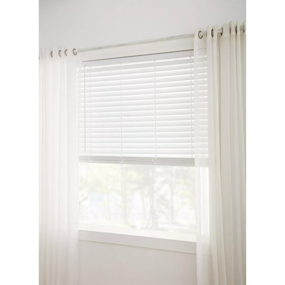 Bouclair White Cordless Faux Wood Blinds - Easy Lift & Tilt 48x48 in (122x122 cm)
