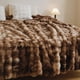thumbnail image 1 of Manta polar | Manta de terciopelo de doble cara | Manta de cama para adultos para todas las estaciones | Manta suave y cálida para el hogar, la oficina o el coche | 140 x 200 cm | Lavable a máquina, 1 of 6