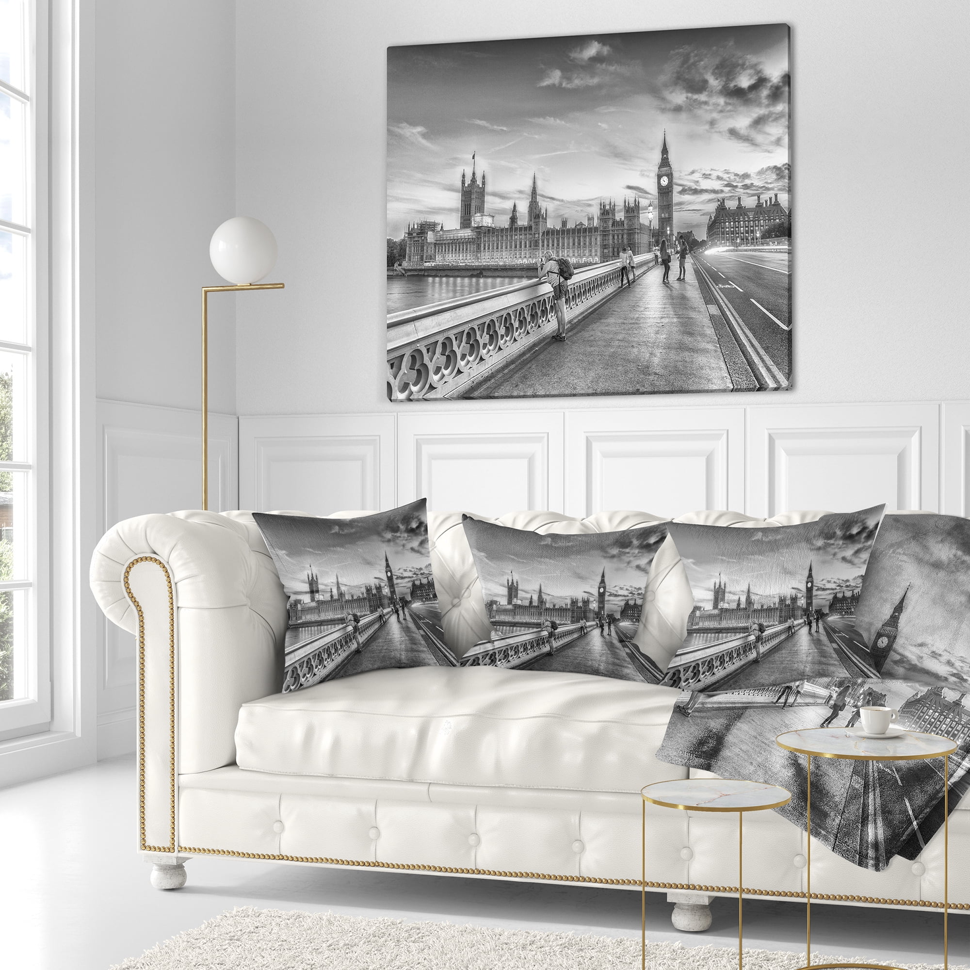 Designart Beautiful Black and White London View - Cityscape Throw Pillow - 18x18
