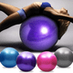 thumbnail image 2 of Mejora tu entrenamiento con una pelota de masaje para yoga y fitness de 45 cm/17 pulgadas: ¡perfecta para deportes, pilates y entrenamiento físico!, 2 of 3