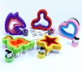 thumbnail image 5 of Juego de cortador y sellador de sándwiches, 4 piezas, cortador de sándwich de pan, máquina para hacer panqueques, cortadores de galletas con forma de corazón, cuadrado, círculo y, 5 of 5