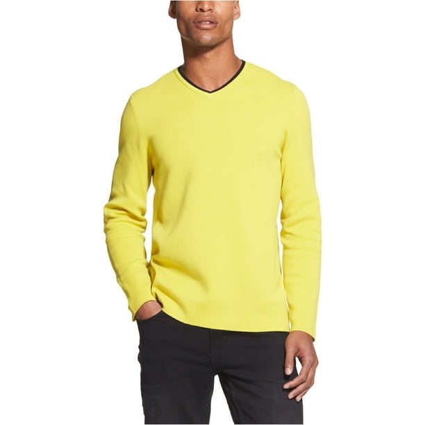 Suéter amarillo hombre sale