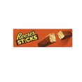 thumbnail image 4 of Oblea Reese's Sticks rellena de crema de cacahuate y cobertura sabor chocolate 42 g, 4 of 5