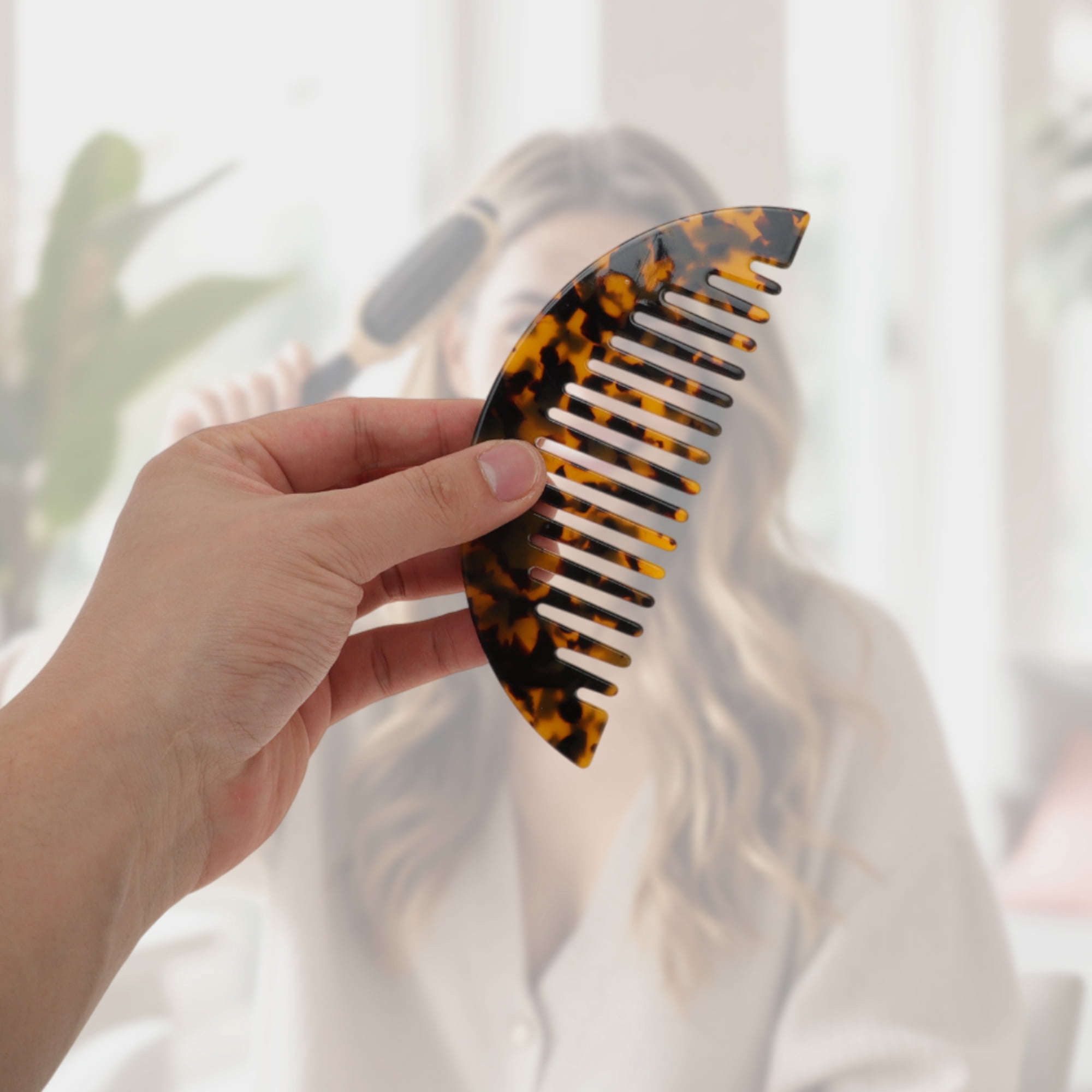 Unique Bargains 1 Pc Convenient Half Round Hair Comb for Making Hair Smooth Brown