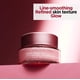 thumbnail image 5 of Crema hidratante nocturna Clarins Multi-Active que renueva la piel seca, 5 of 6