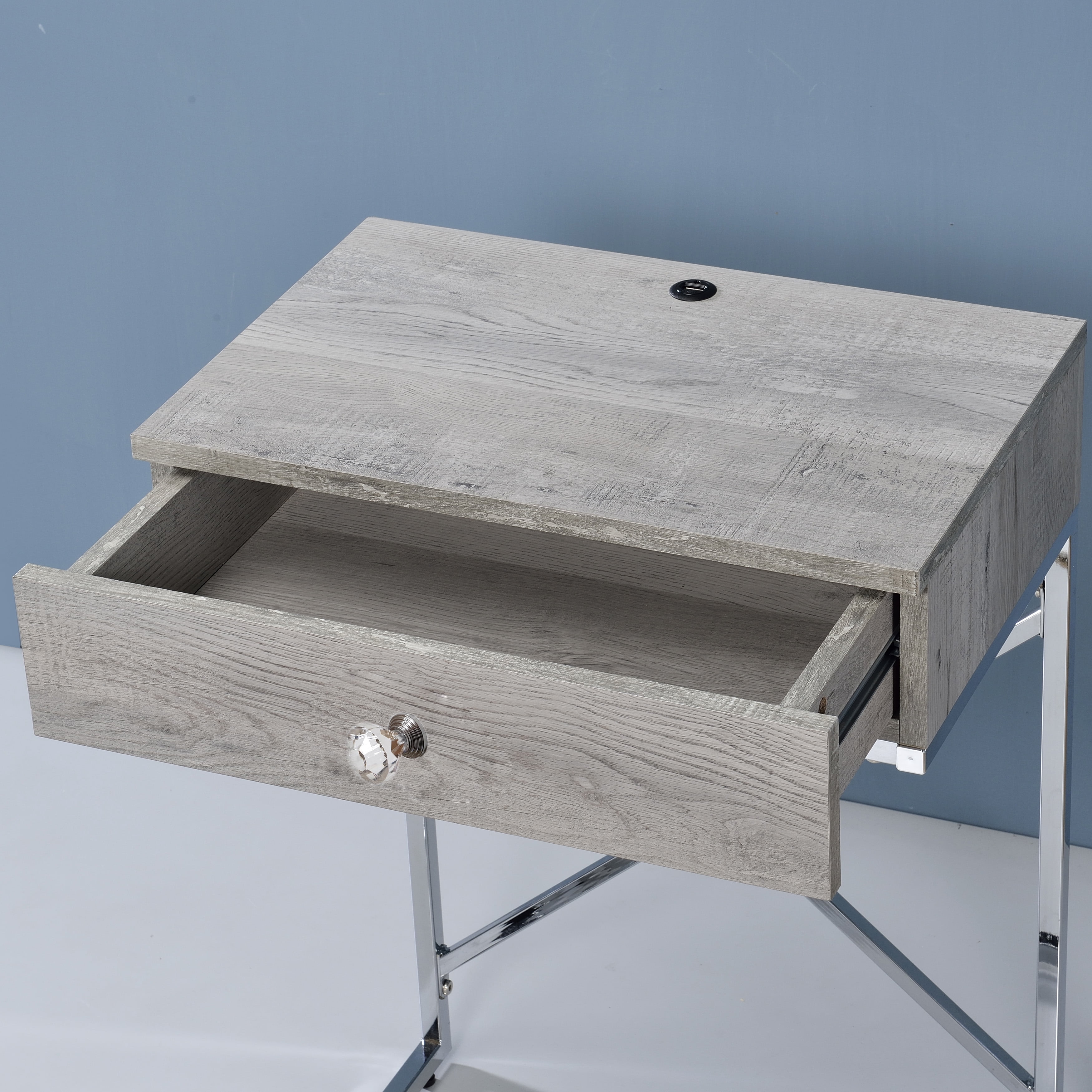 Furniture of America Fonda End Table with USB, Light Gray