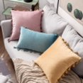 thumbnail image 3 of Juego de 2 fundas de almohada decorativas YONGSHENG Terciopelo suave caqui 18 x 18 in, 3 of 5