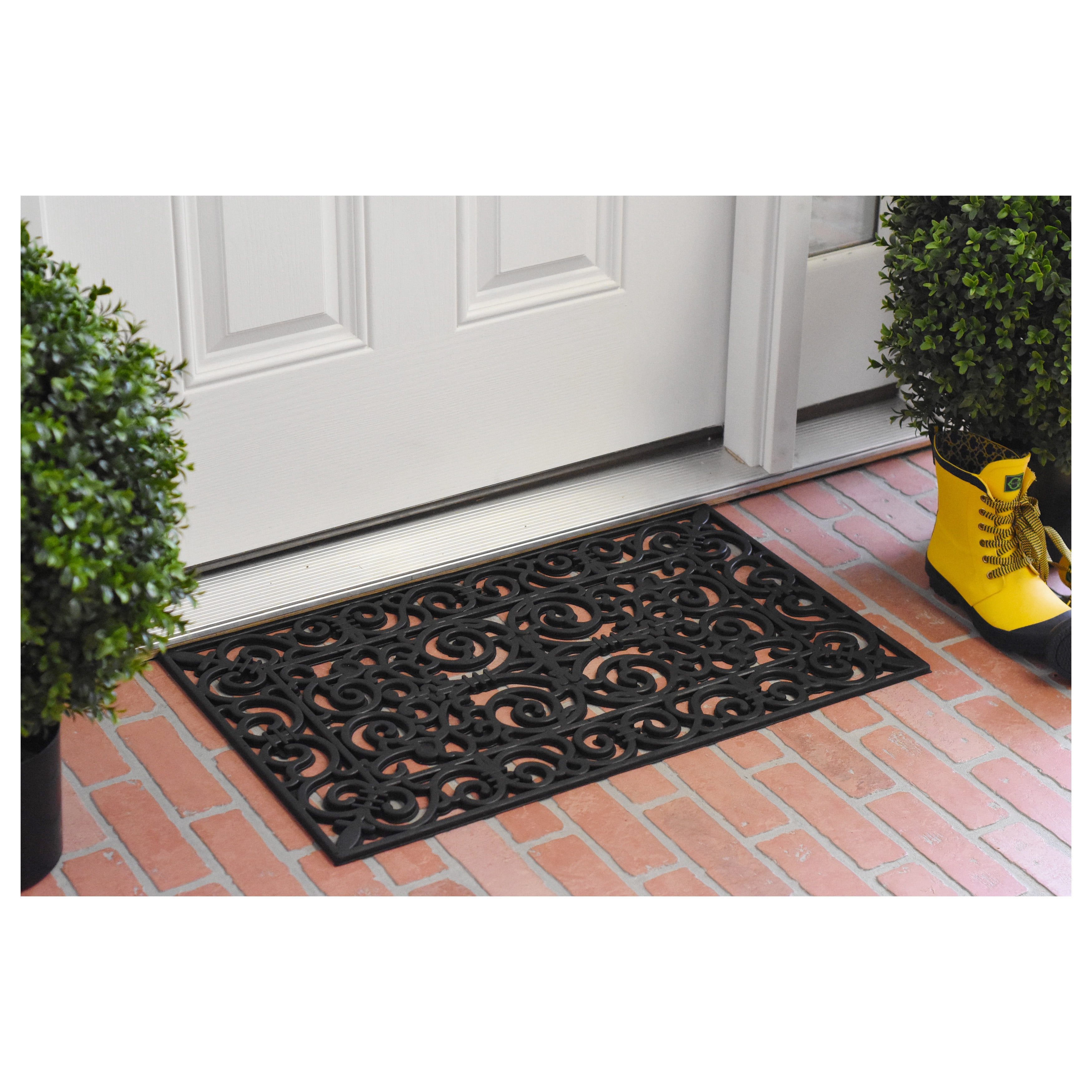 Calloway Mills Gauntlet Rubber Outdoor Doormat 18" x 30"